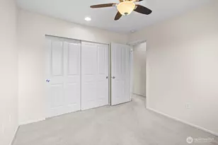 18704 109 Ln SE, Renton, WA 98055 - Photo 24