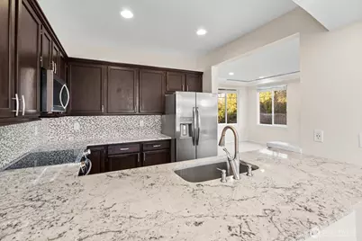 18704 109th Lane SE, Renton, WA 98055 - Photo 12