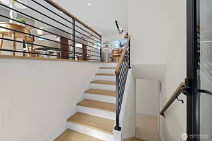 1424 150th Ave SE, Bellevue, WA 98007 - Photo 4