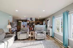 387 Max William Loop, Poulsbo, WA 98370 - Photo 4