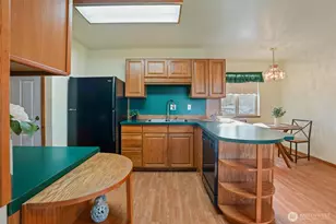 2415 Madrona Dr SE, Port Orchard, WA 98366 - Photo 32