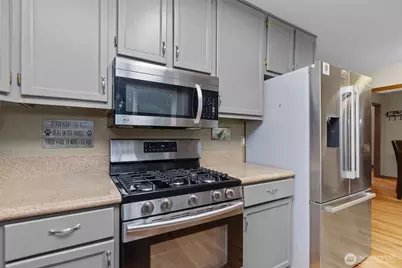 4901 66th Avenue W, University Place, WA 98467 - Photo 8