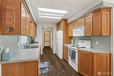 201 Union Avenue SE #35, Renton, WA 98059 - Photo 20