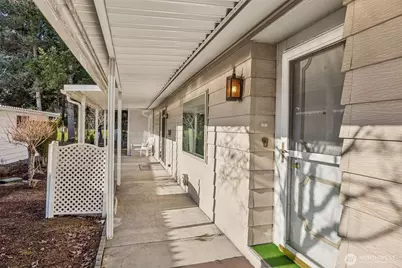 201 Union Avenue SE #35, Renton, WA 98059 - Photo 4