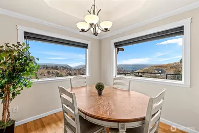 222 Austin Ave, Wenatchee, WA 98801 - Photo 12