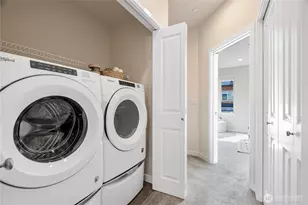 935 7th Ave NE, Issaquah, WA 98029 - Photo 22