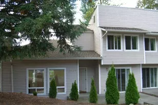 13820 SE Newport Way, Bellevue, WA 98006 - Photo 2