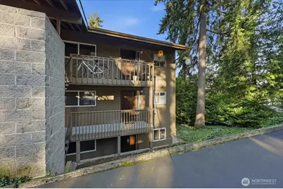 22107 66th Avenue W #4D, Mountlake Terrace, WA 98043 - Photo 2