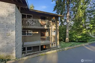 22107 66th Ave W, Mountlake Terrace, WA 98043 - Photo 2