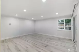 17203 NE 45th St, Redmond, WA 98052 - Photo 8