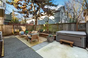 734 N 92nd St, Seattle, WA 98103 - Photo 2