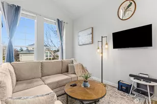 2722 67th Ct SE, Auburn, WA 98092 - Photo 2