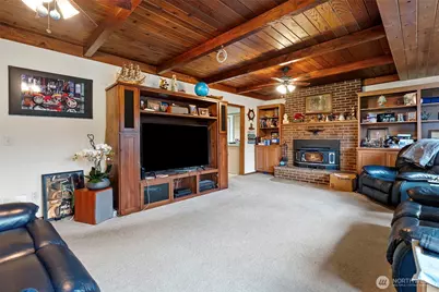 9431 Pipeline Road E, Puyallup, WA 98371 - Photo 4