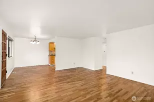 616 S 25th St, Renton, WA 98055 - Photo 10