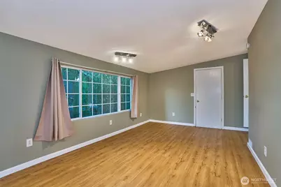 15946 SE 1st Street, Bellevue, WA 98008 - Photo 18