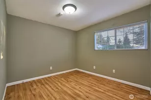 15946 SE 1st St, Bellevue, WA 98008 - Photo 12