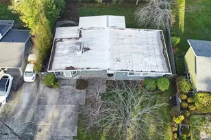 15946 SE 1st St, Bellevue, WA 98008 - Photo 40