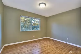 15946 SE 1st St, Bellevue, WA 98008 - Photo 14