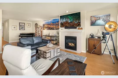 1402 Alki Avenue SW #402, Seattle, WA 98116 - Photo 8