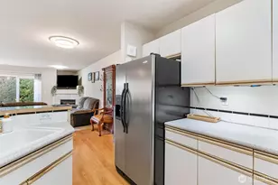 11130 SE 208th St, Kent, WA 98031 - Photo 6