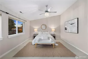 5111 NE 7th Pl, Renton, WA 98059 - Photo 32