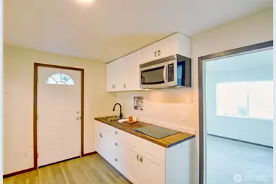 8739 F and S Grade Rd, Sedro Woolley, WA 98284 - Photo 18