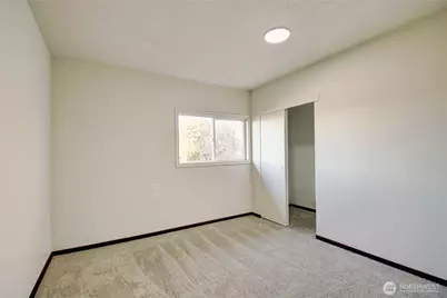 8739 F and S Grade Rd, Sedro Woolley, WA 98284 - Photo 6