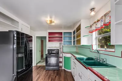 12249 Shorewood Drive SW, Burien, WA 98146 - Photo 18