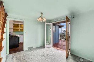 12249 Shorewood Dr SW, Burien, WA 98146 - Photo 16