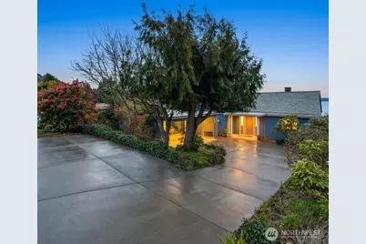 12249 Shorewood Drive SW, Burien, WA 98146 - Photo 8