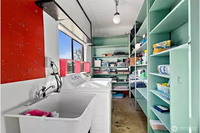 1655 Wheaton Street, Raymond, WA 98577 - Photo 22