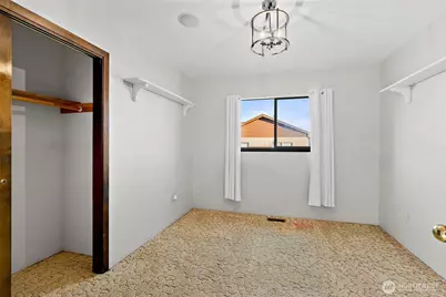 1655 Wheaton Street, Raymond, WA 98577 - Photo 16