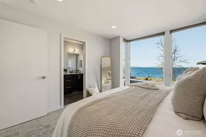 3010 63rd Avenue SW #A, Seattle, WA 98116 - Photo 18