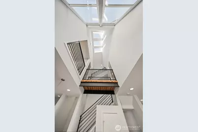 3010 63rd Avenue SW #A, Seattle, WA 98116 - Photo 10