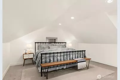 2568 28th Avenue W, Seattle, WA 98199 - Photo 18