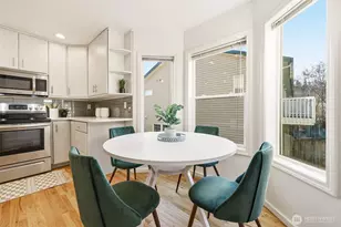 1227 NE 135th St, Seattle, WA 98125 - Photo 6