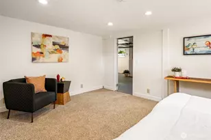 9716 Dayton Ave N, Seattle, WA 98103 - Photo 22