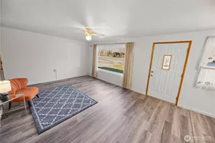 1018 13th St SW, Puyallup, WA 98371 - Photo 6