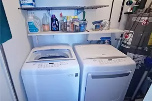 1014 11th St, Bellingham, WA 98225 - Photo 12