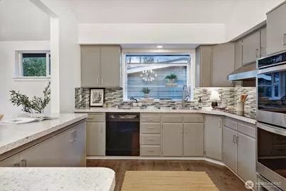 17035 12th Avenue NE, Shoreline, WA 98155 - Photo 6