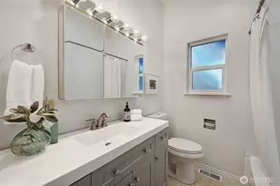 17035 12th Ave NE, Shoreline, WA 98155 - Photo 22