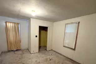 2105 D St SE, Auburn, WA 98002 - Photo 10