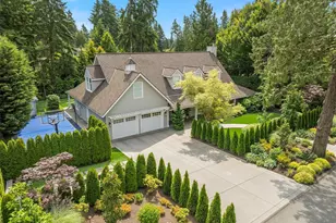 2042 77th Ave NE, Medina, WA 98039 - Photo 2