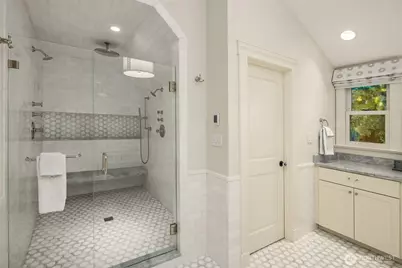 2042 77th Avenue NE, Medina, WA 98039 - Photo 24