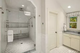 2042 77th Ave NE, Medina, WA 98039 - Photo 24