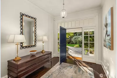 2042 77th Avenue NE, Medina, WA 98039 - Photo 4