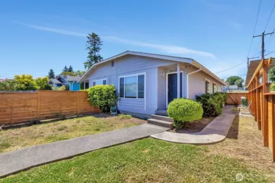 10201 17th Avenue SW, Seattle, WA 98146 - Photo 2