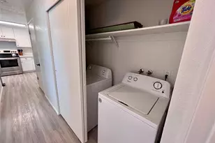 10201 17th Ave SW, Seattle, WA 98146 - Photo 22