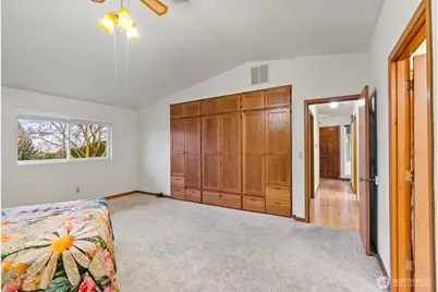 2550 E Selah Road, Yakima, WA 98901 - Photo 16