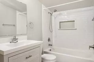 803 Dayton Ave NE, Renton, WA 98056 - Photo 8